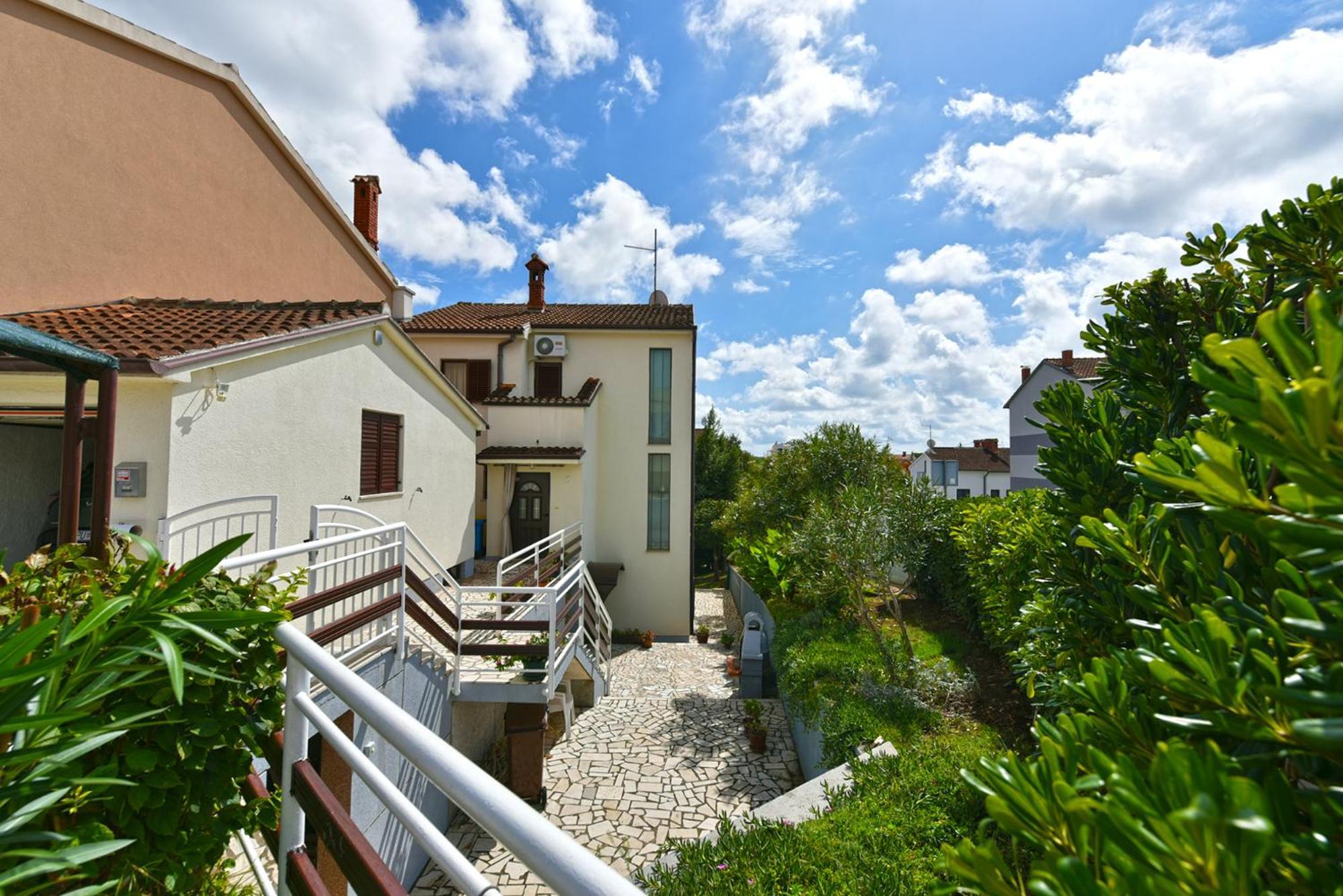 Apartment Zeljko 34 Pola Esterno foto